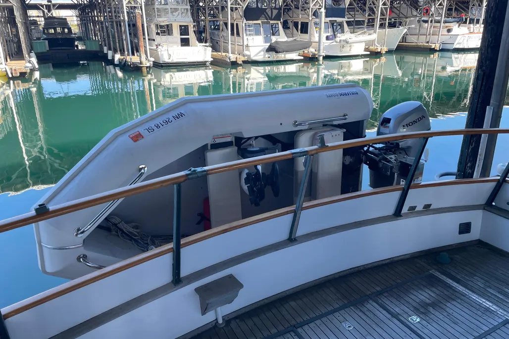 1964-grand-banks-42-classic-power-9882253-20250913190631899-1.jpg